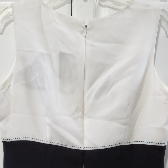 Dress - Picture 4 of 7